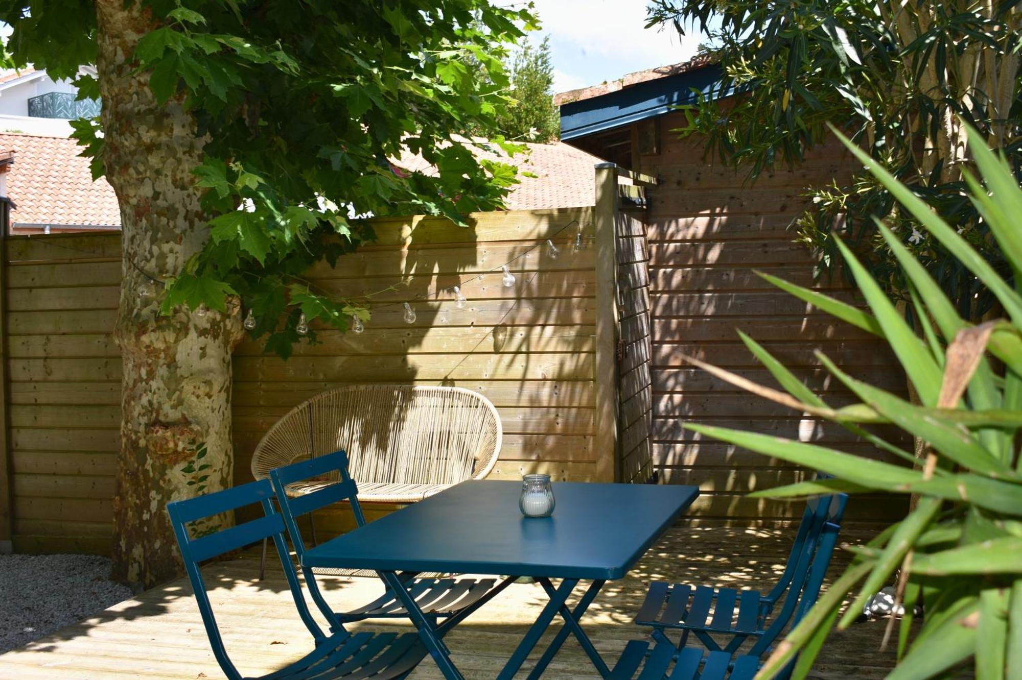 Villa Regis - Jardin-Parking-Wifi-Equipe Μπαγιόν Εξωτερικό φωτογραφία